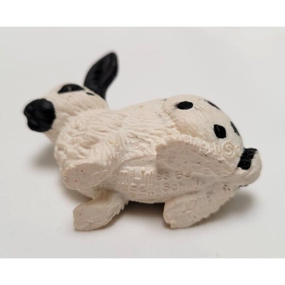 Schleich Vintage Hand-Painted Black & White Spotted Rabbit Figurine Toy Retired - Picture 7 of 7